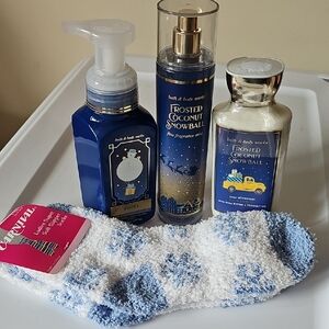Bath & Body Works Frosted Coconut Snowball Set - Blue and White